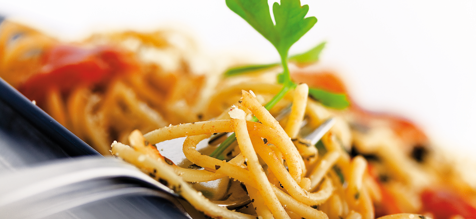 Integralni spaghetti s rajčicom